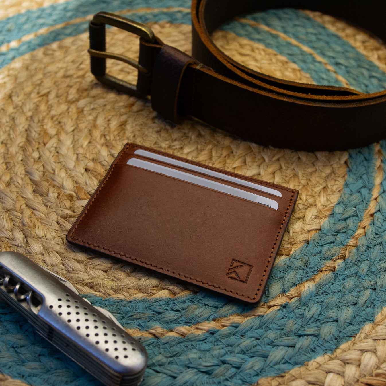 Premium Minimalist Slim Card Holder Wallet - Walnut
